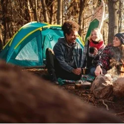 Триместна палатка за излети и къмпинг Bestway 68090