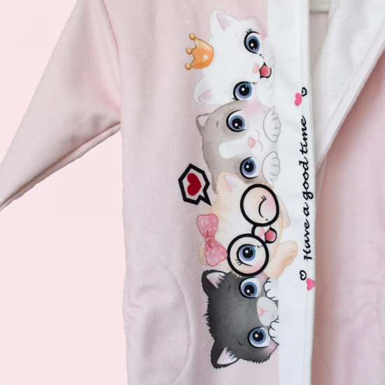 ДЕТСКИ ХАЛАТ ЗА БАНЯ DF ПЕЧАТ S - КОТЕТА 4060200253 ДЕТСКИ ХАЛАТ ЗА БАНЯ DF ПЕЧАТ S - КОТЕТА 4060200253