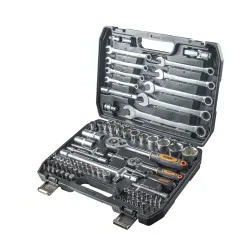 Комплект инструменти  82 части 1/4" & 1/2" GD