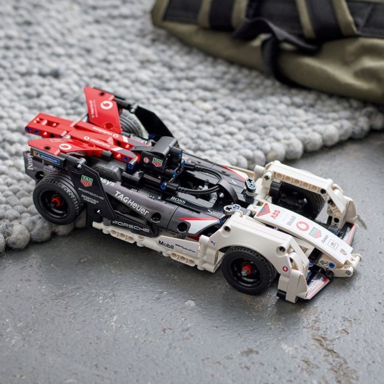 Конструктор Lego Technic - Formula E Porsche 99X Electric 42137