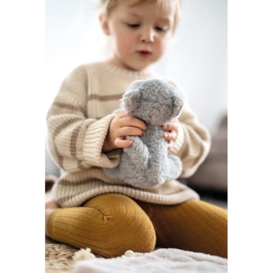 Small Foot Котенце с чанта за носене, с включени аксесоари за грижа Small Foot Котенце с чанта за носене, с включени аксесоари за грижа