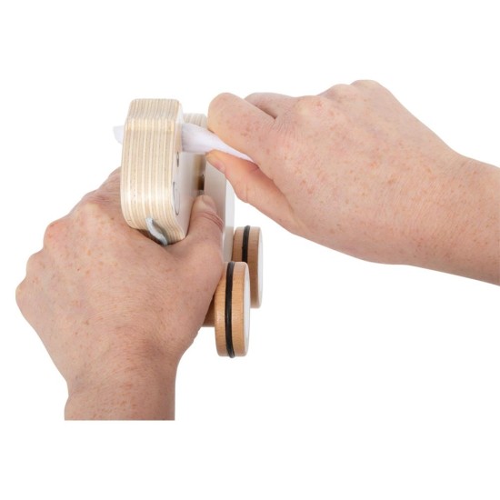 Small Foot Зайче за дърпане, дървено, с шумящи уши Small Foot Зайче за дърпане, дървено, с шумящи уши